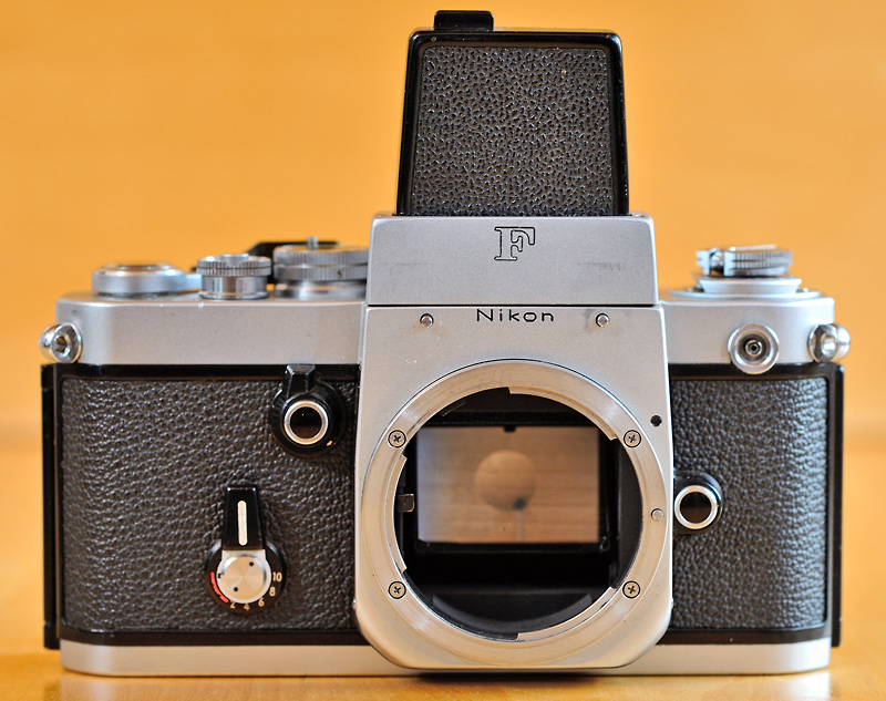 through the Nikon F-Mount - Interchangeable viewfinders