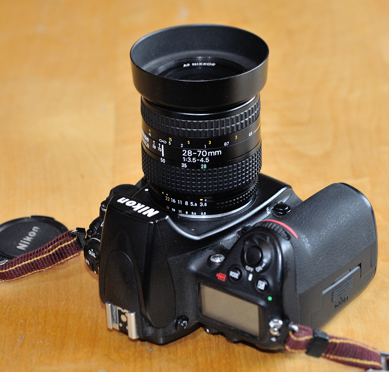 through the Nikon F-Mount - Nikon AF Nikkor 28-70mm f⁄3.5-4.5 review